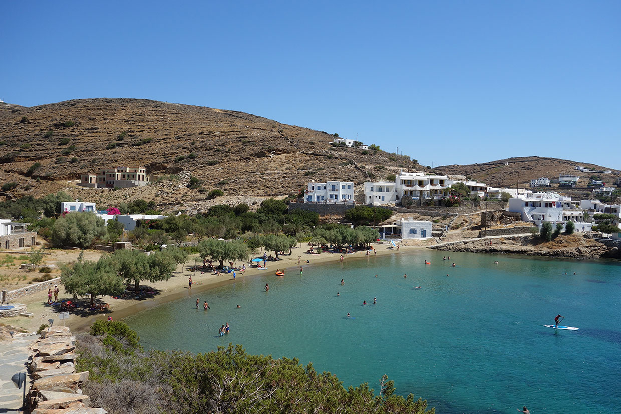 Η παραλία Γλυφό στη Σίφνο